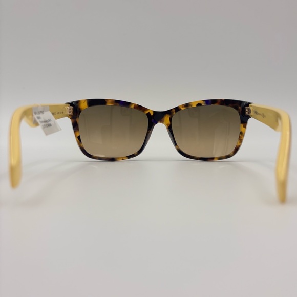 Fendi Brown Tortoise Sunglasses - Picture 4 of 7